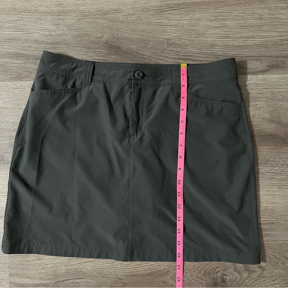 Eddie Bauer Womens Outdoor Skort Stretch in Grey Size 8 Pockets Short Lined - Picture 6 of 9